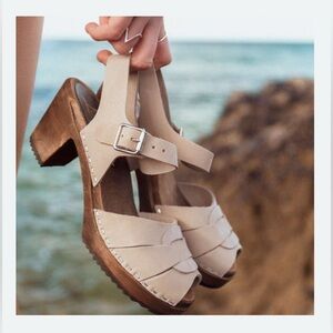 Lotta From Stockholm Peep Toe Oatmeal Oiled Nubuck Clogs on Brown Base size 9